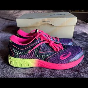 ASICS - Noosa FF - Size 8